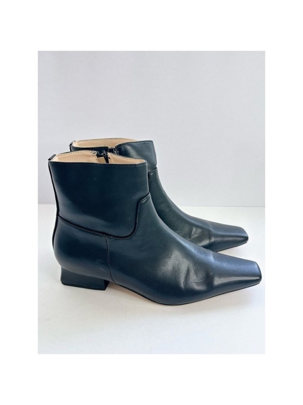 Used Womens Size 8 Boots Square Toe Side Zipper Ankle Boot Block FOWT